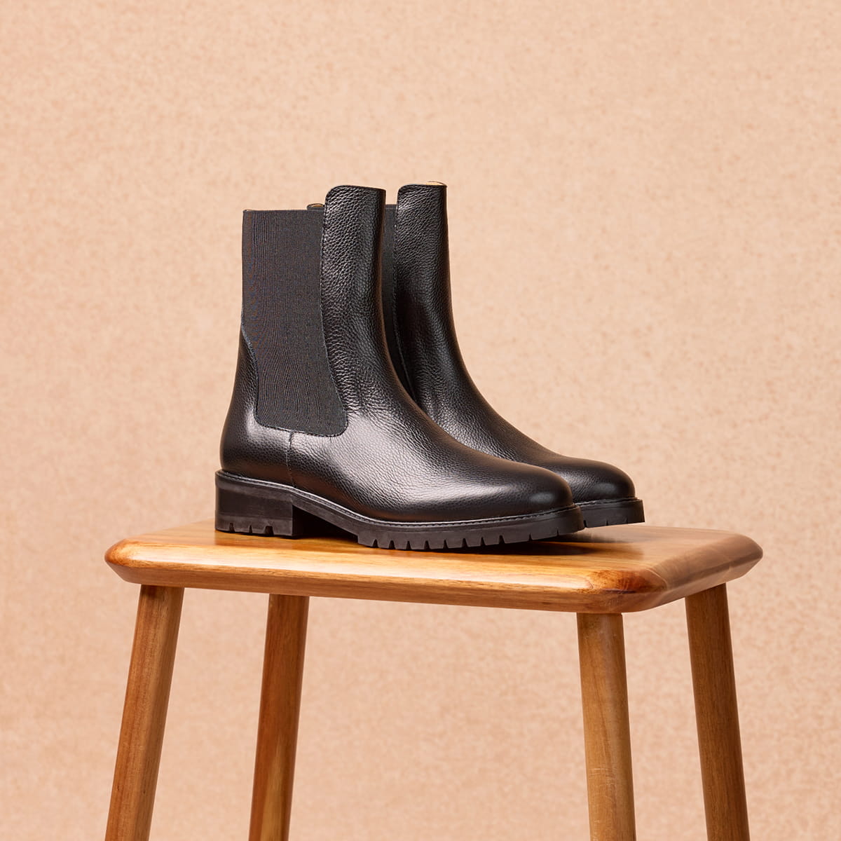 Chelsea Boots aus schwarzem Leder für Damen