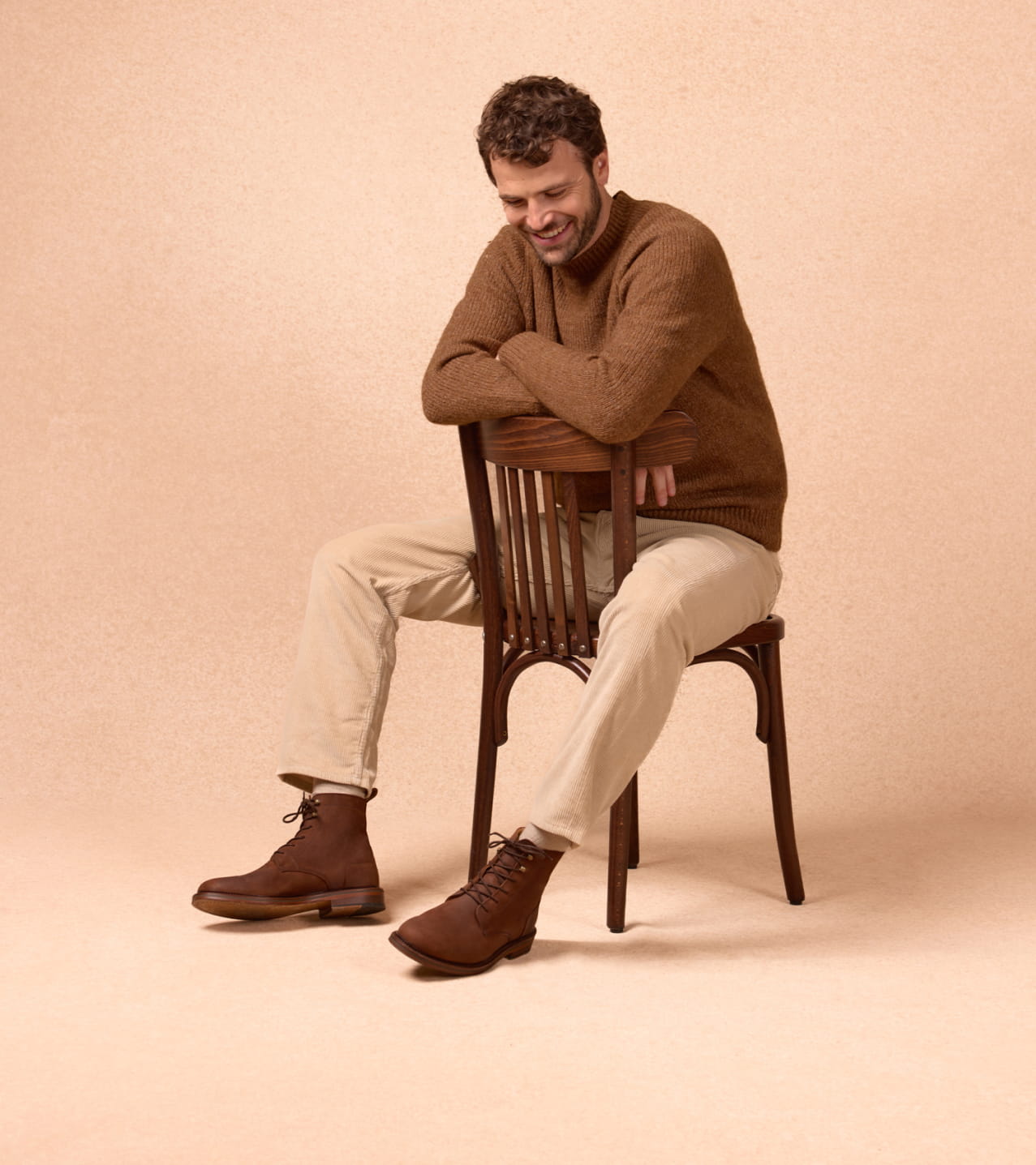 men's lace-up leather boots