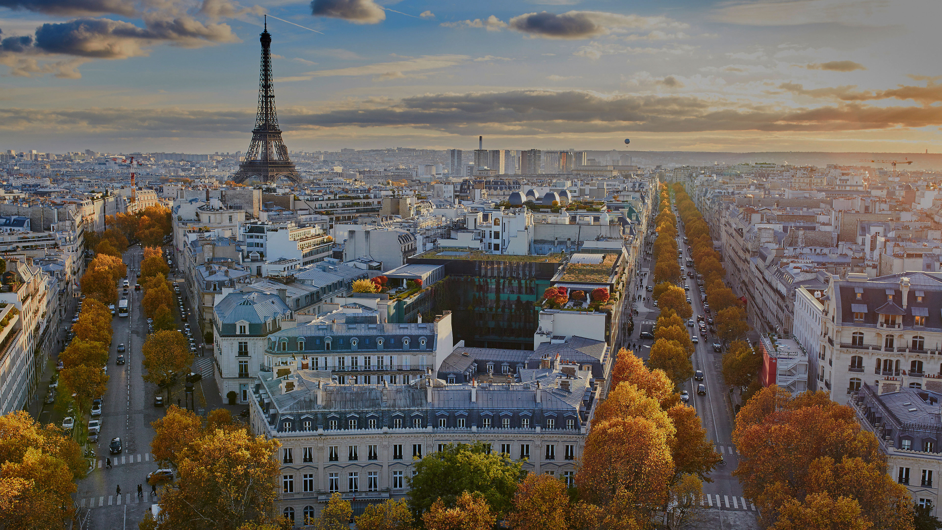 panoramic view of the city of Paris