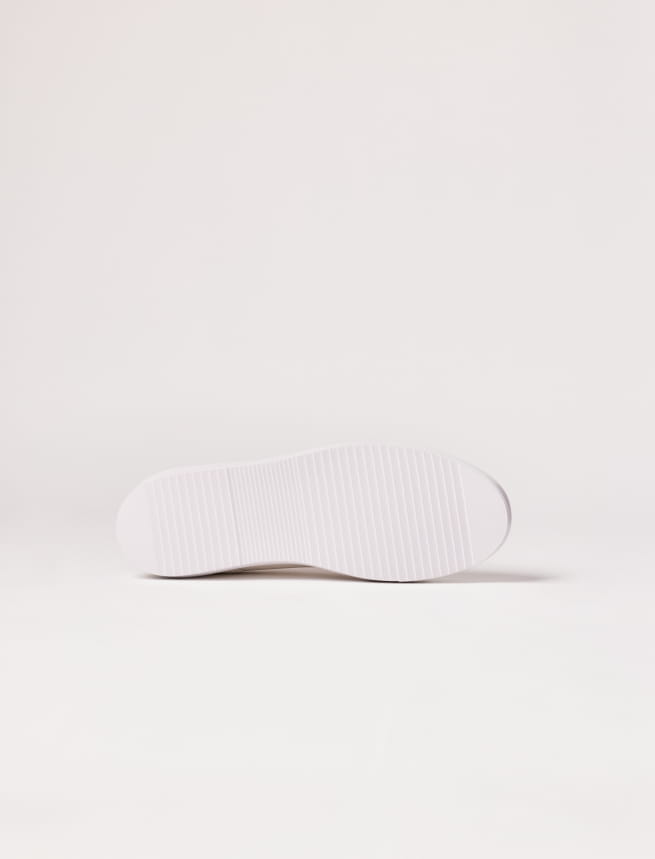 Billy V4 - Weiß & blau