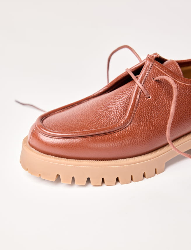 Janet - Genarbtes Cognac