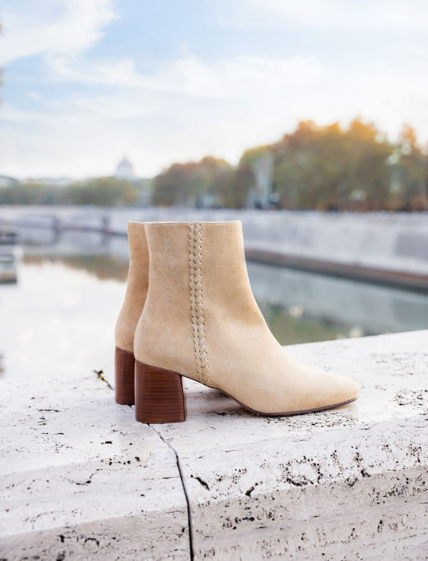 hellbeige Lederstiefeletten für Frauen