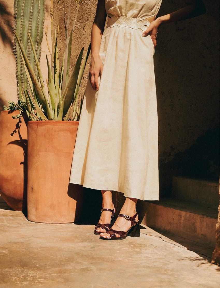 women's mahogany heeled sandals