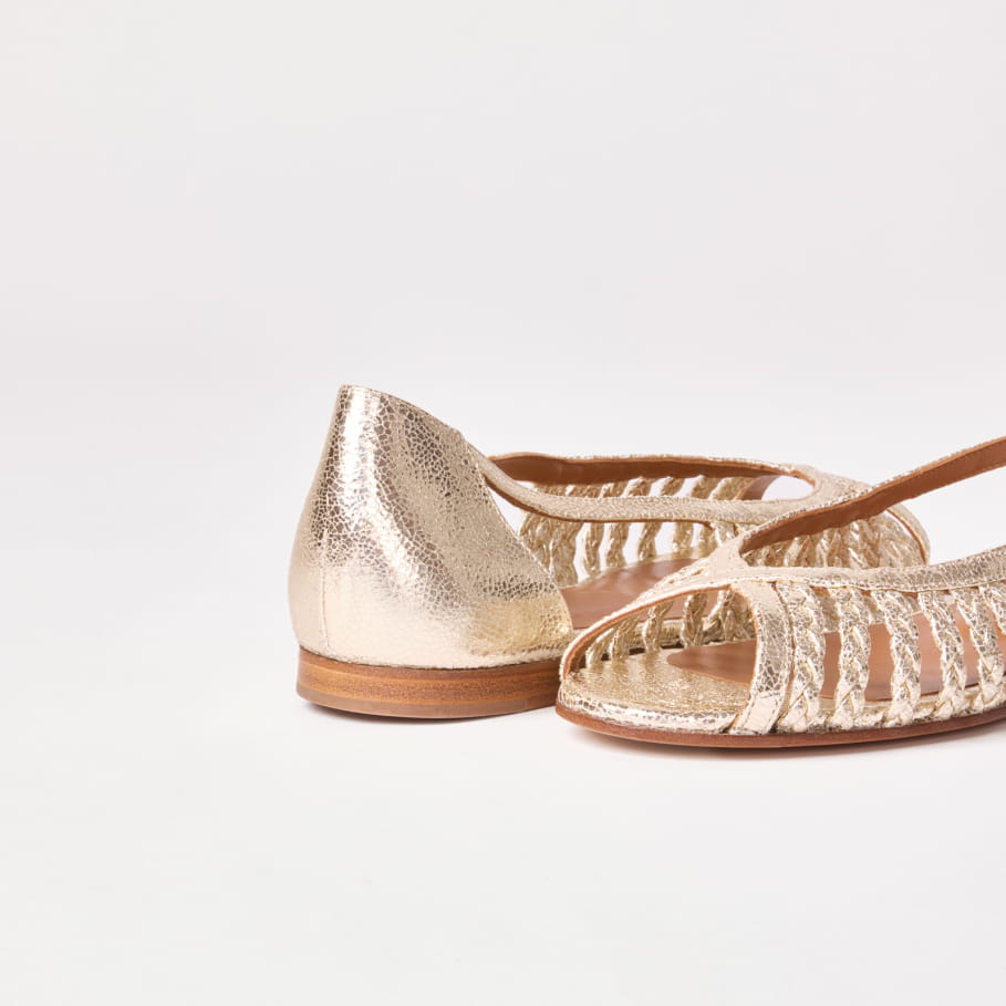 women's leather flat sandals