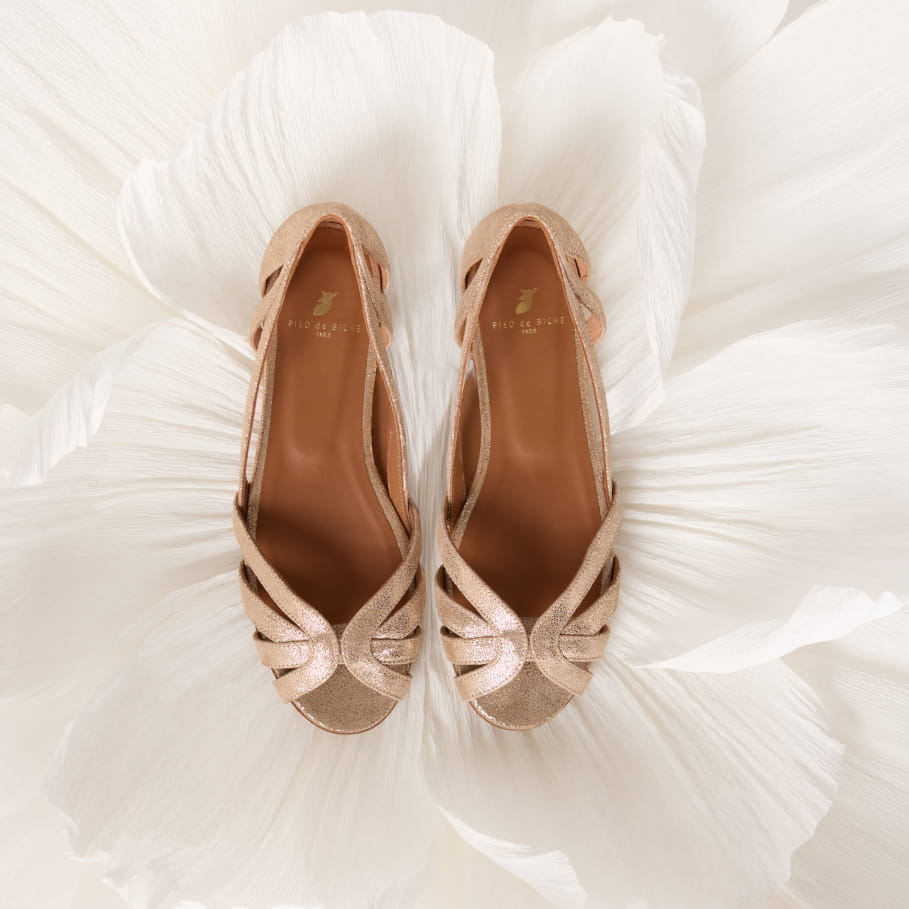 flat sandals for women