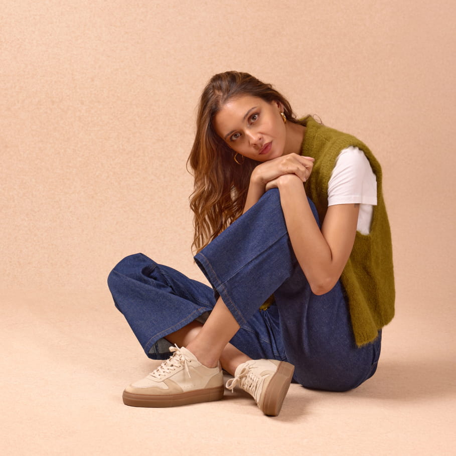 Sandfarbene Ledersneaker für Damen