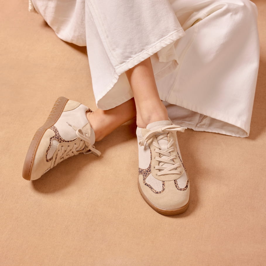beige Ledersneakers für Frauen