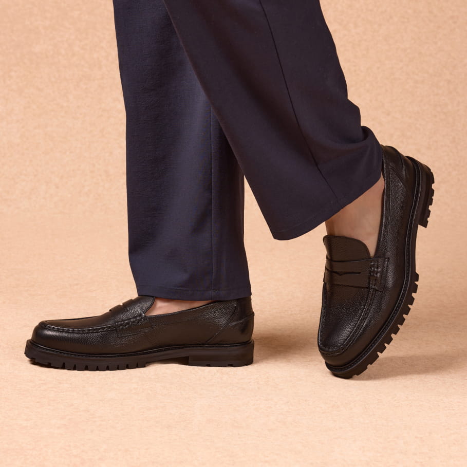 Black grained leather loafers for men