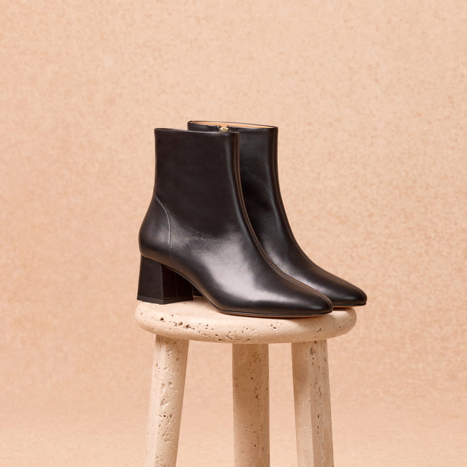 bottines à talons en cuir noir pour femme