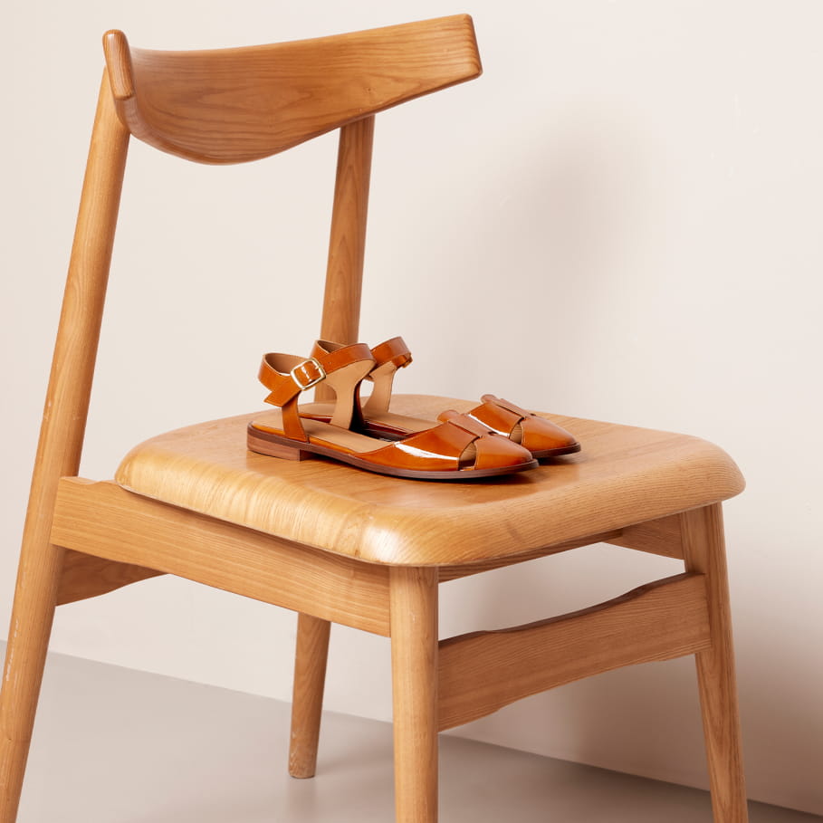 brown patent leather flat sandals for women