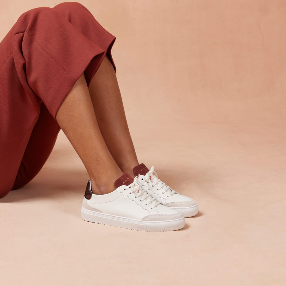 sneakers blanche et violet en cuir lisse pour femme