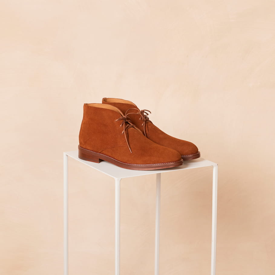 brown leather chukka boots for men