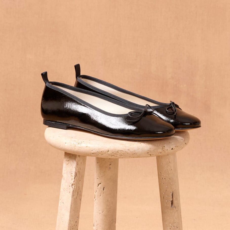 schwarze Damenballerinas aus Lackleder