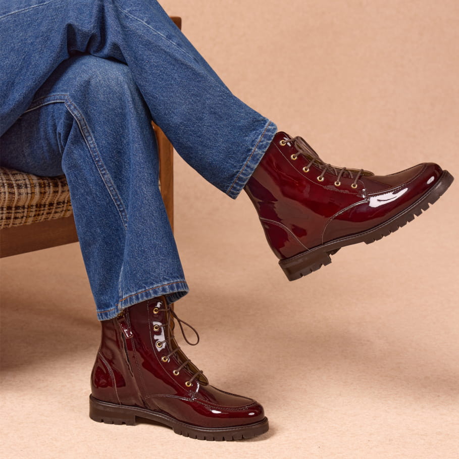 bottines à lacets en cuir bordeaux pour femme