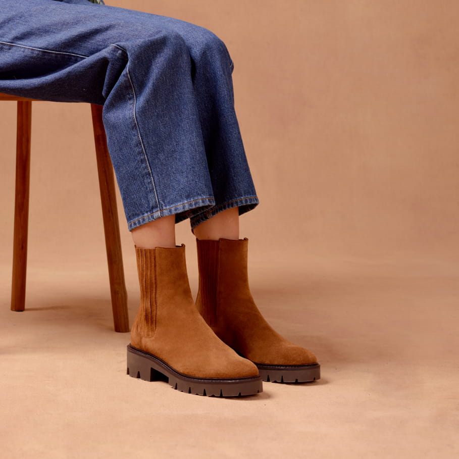 leather chelsea boots for women