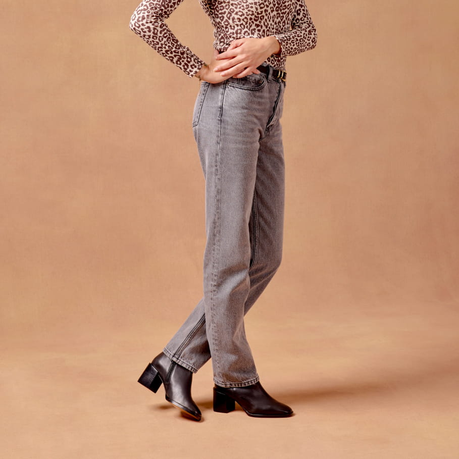 absatzstiefeletten aus schwarzem leder für frauen