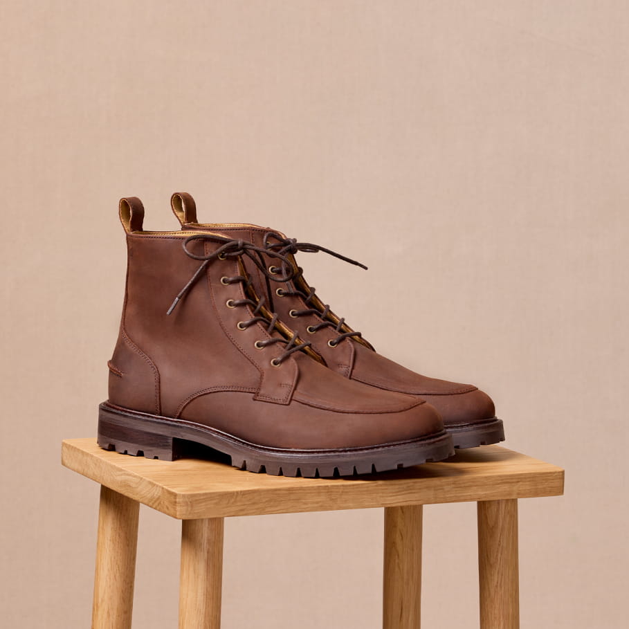 chatain suede combat boots for men