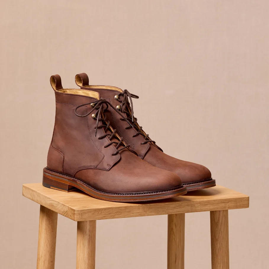 bottines café en cuir pour homme