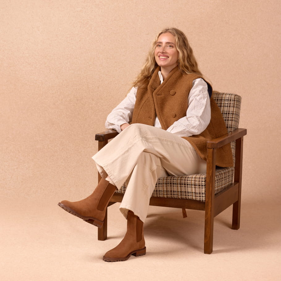 chestnut leather chelsea boots for women