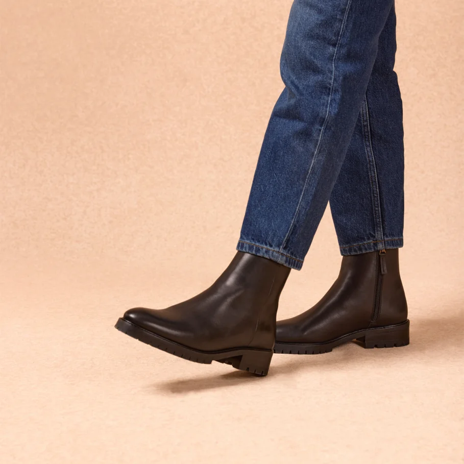 women's black leather ankle boots with lining