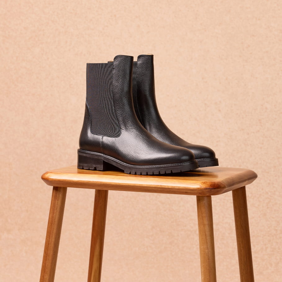 chelsea boots aus schwarzem leder für frauen