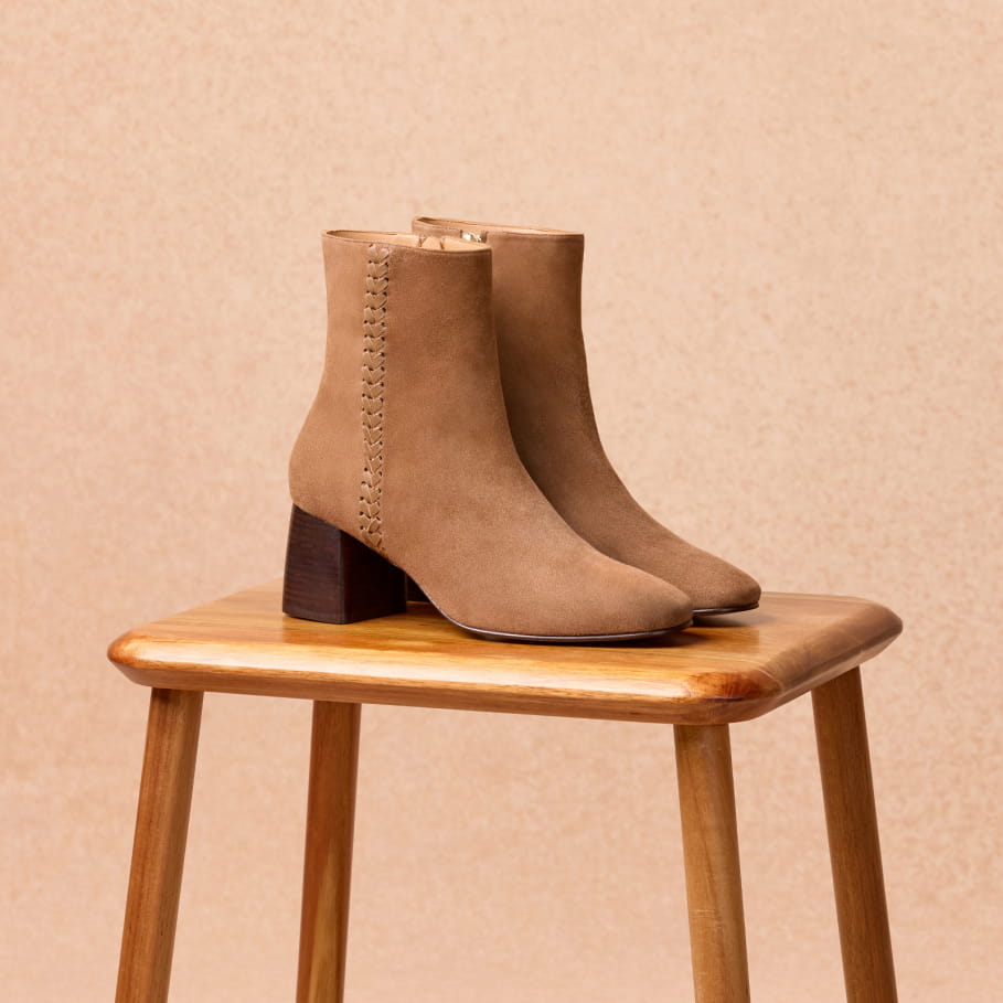 bottine à talon en cuir suède marron pour femme