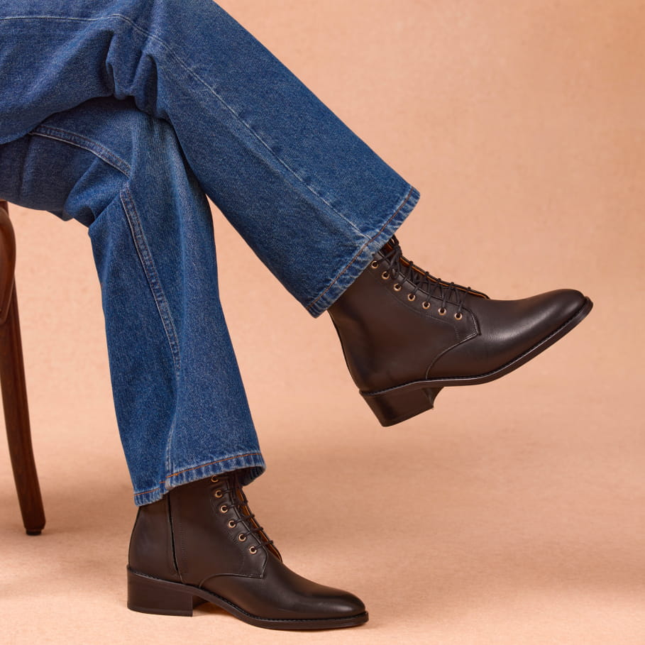 combat boots classiques cuir noir femme