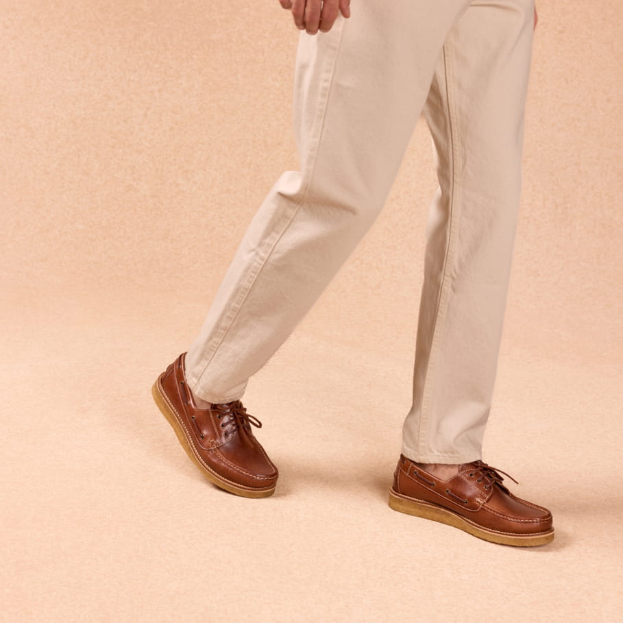 Bootsschuhe aus havannafarbenem Leder für Herren