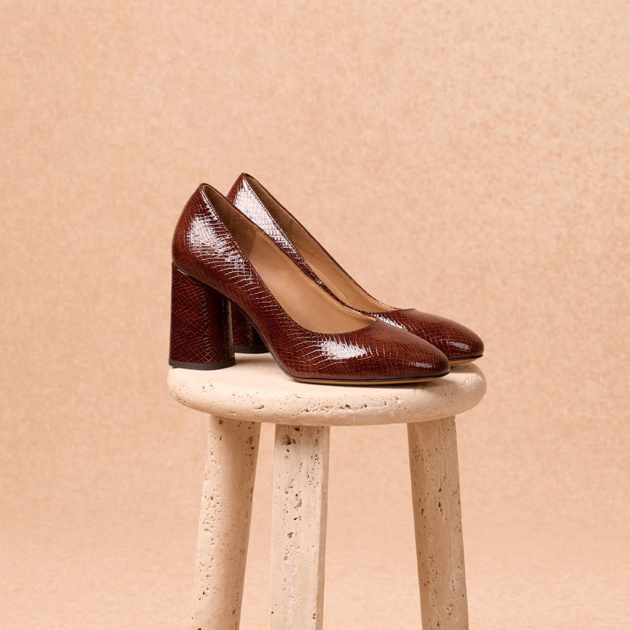 heeled pumps in reptile leather for women