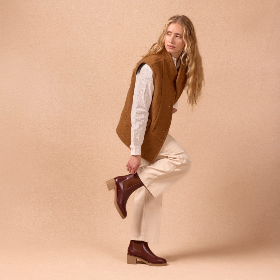 burgundy leather chelsea boots for women