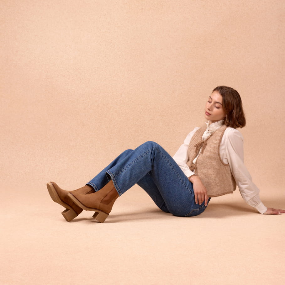 chestnut suede leather chelsea boots for women