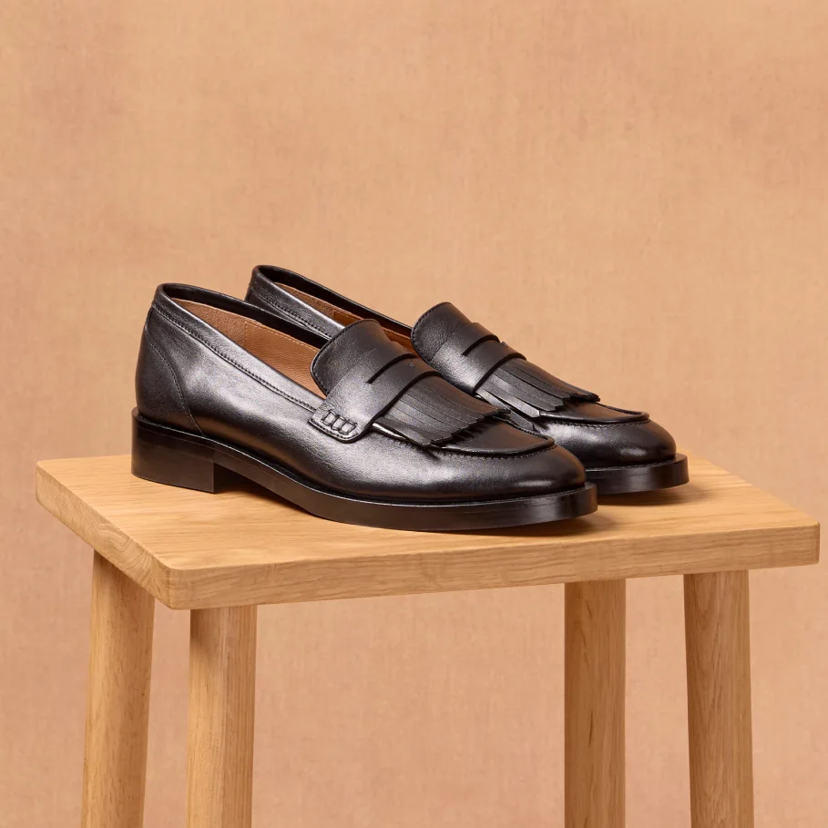 fringed leather moccasins for women