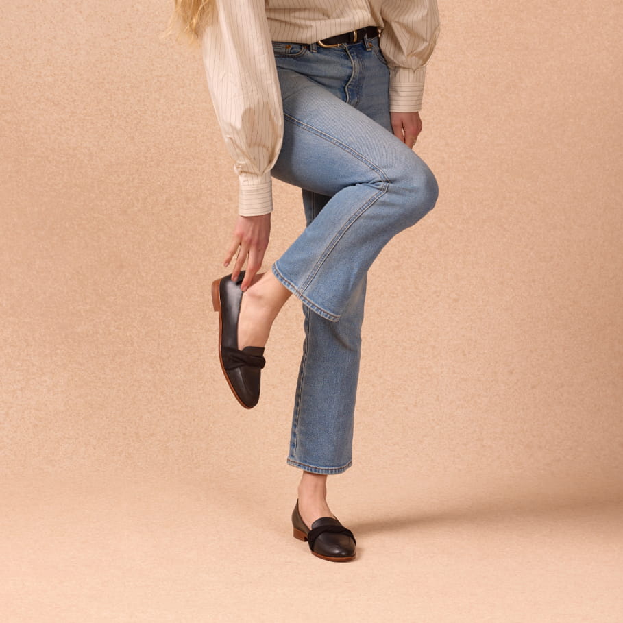 mocassins noir en cuir pour femme