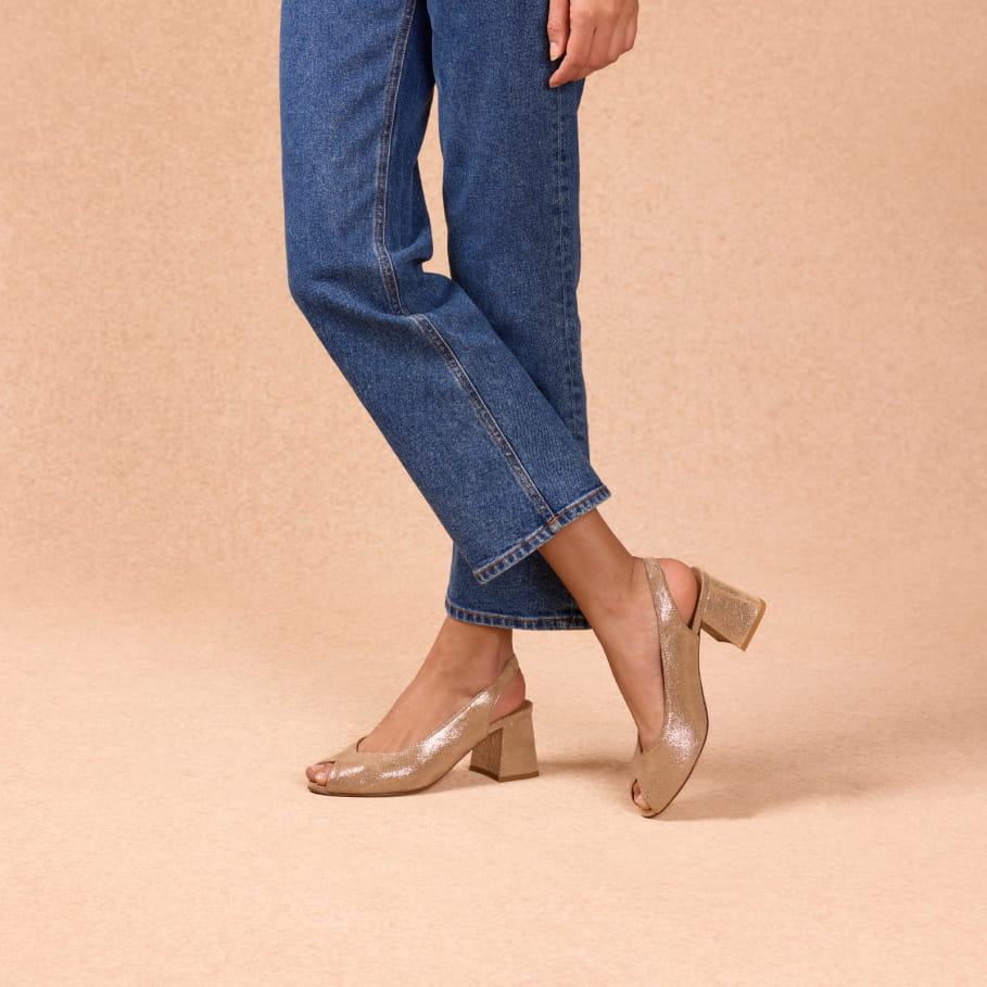 sandales à talons dorées en cuir pour femme