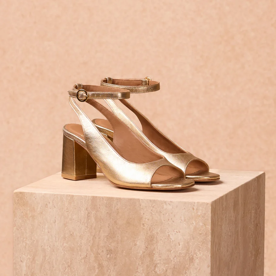 heeled sandals in gold for women