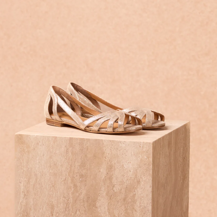 women's flat gold leather sandals