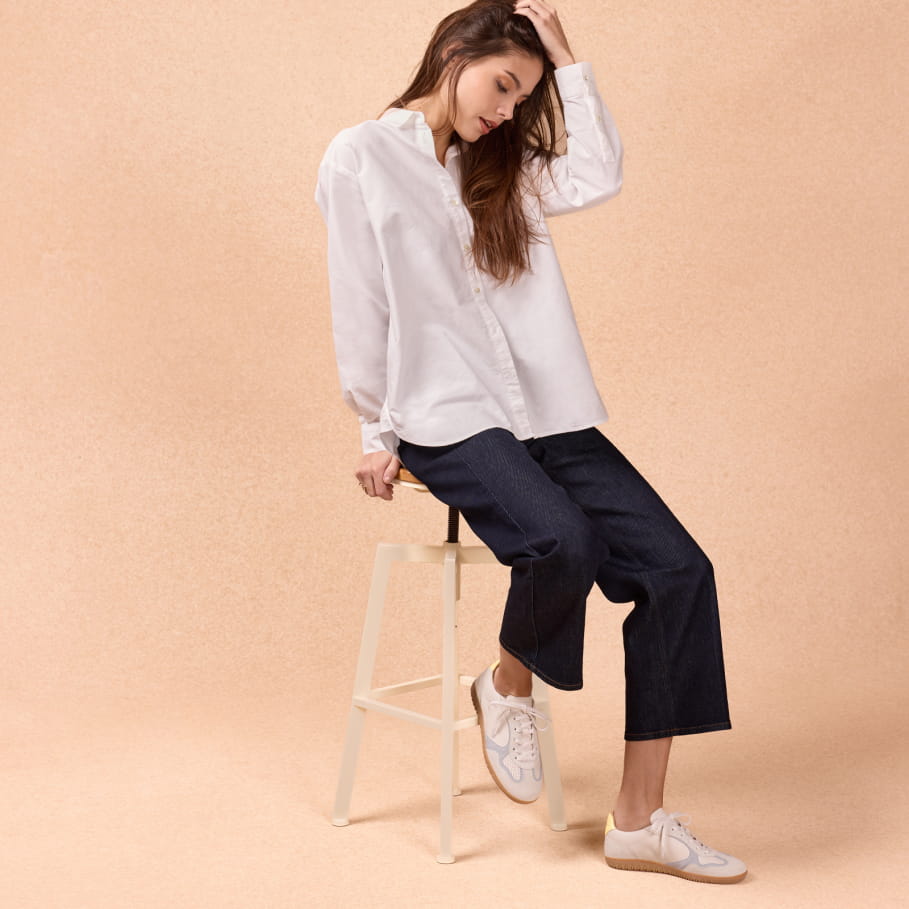 Retro pastel-colored leather sneakers for women