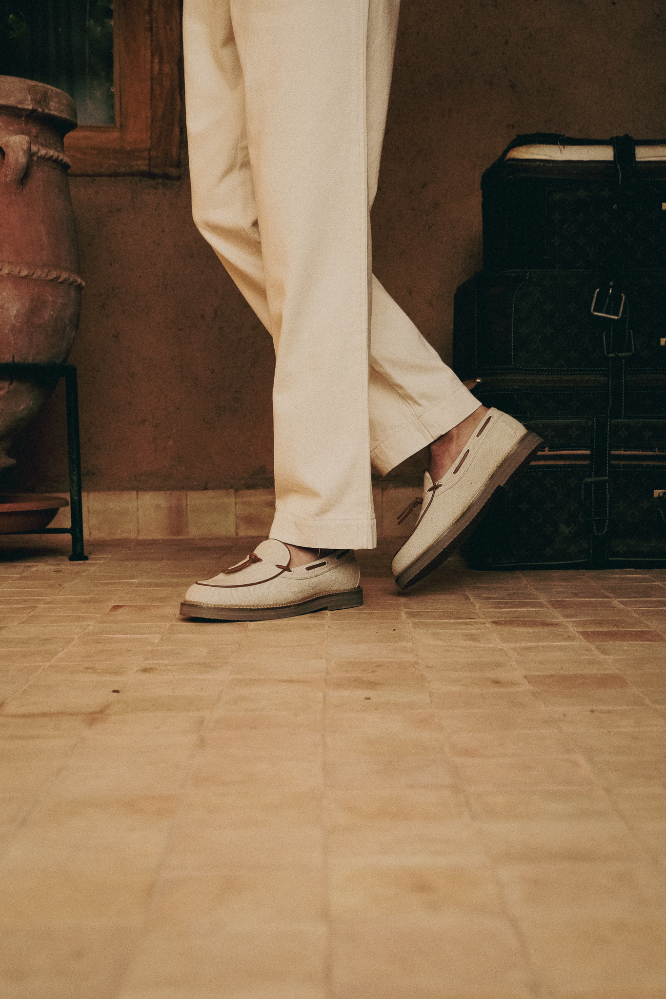 mocassins en lin porté pour homme