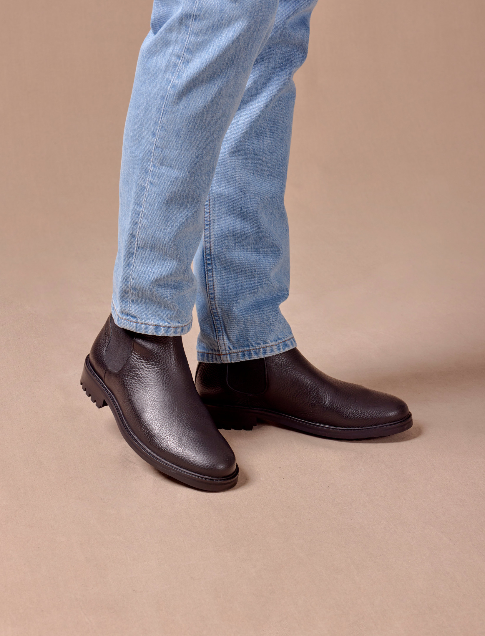 PO-Homme-Chelsea-Boots-Commando-Noir-1.jpg