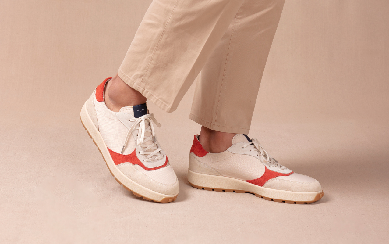 sneakers creme et orange en tissus recyclés pour l'homme